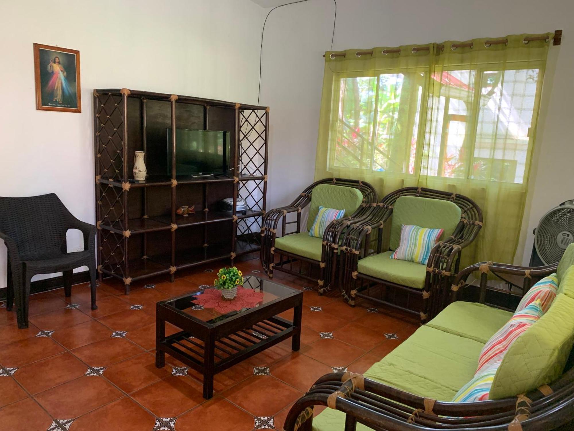 Casa Veronica A 2 Kilometros Del Irtra Retalhuleu Exteriör bild